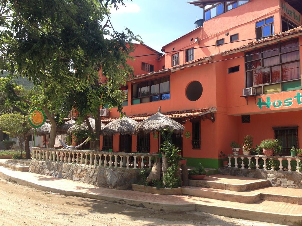 Hostal Pelikan Taganga Exterior photo